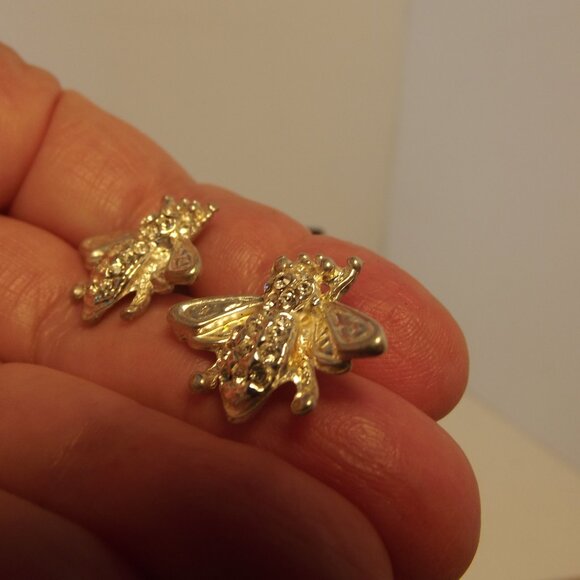 Cute Bee Earrings Silver Plate with Rhinestone Tail - Picture 2 of 5